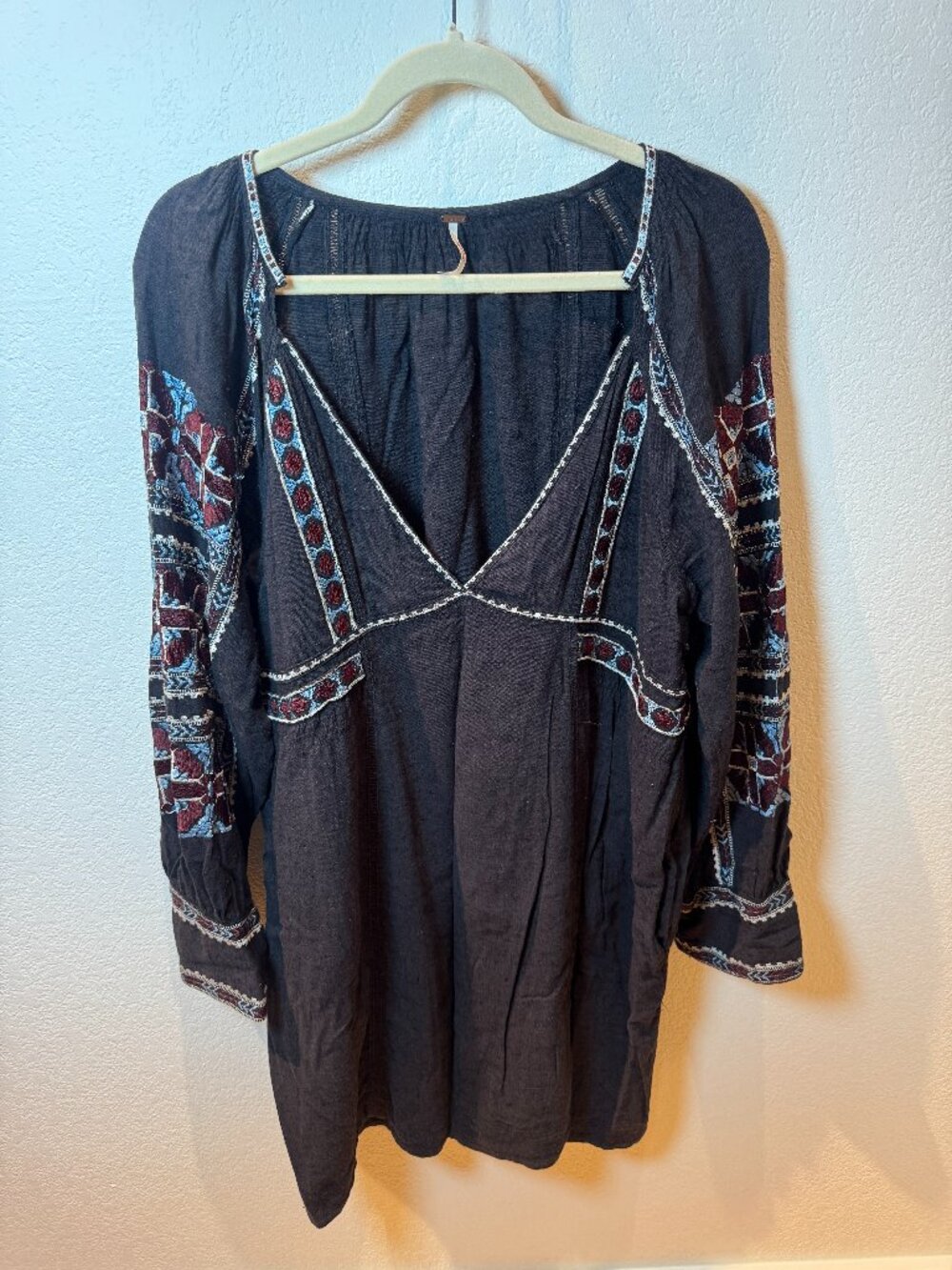 Free People Embroidered Peasant Top Large Charcoal Boho - Picture 1 of 11